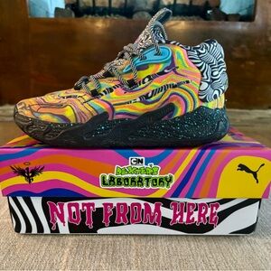 LaMelo Ball M.E.L.O. Puma MB.03 Dexter's Laboratory shoes in Pink and Orange.